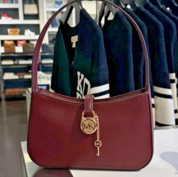 NEW Michael Kors Lyra Shoulder Bag - Picture 4 of 10